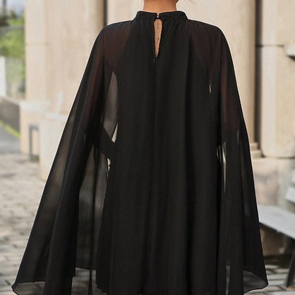 Chic and Classy Cloak Sleeve Pleated Hem Dress Black - Picture 4 of 5